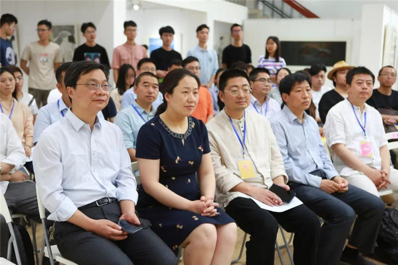 南通大学研究生院副院长徐毅致辞
